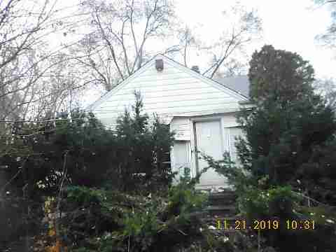 18600 Riverview (1)_m.jpg